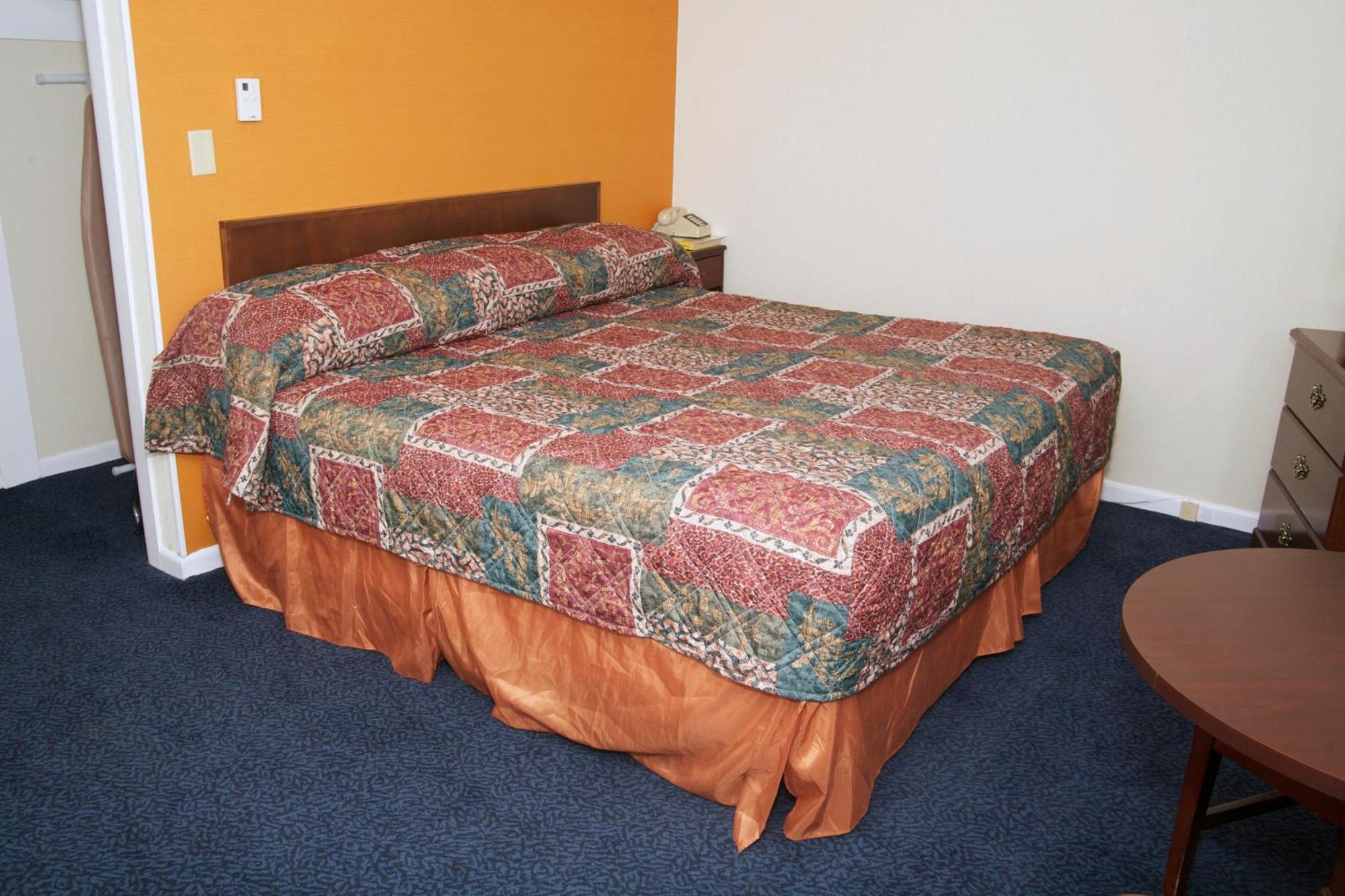 Sunset Motor Inn Лебанон Экстерьер фото